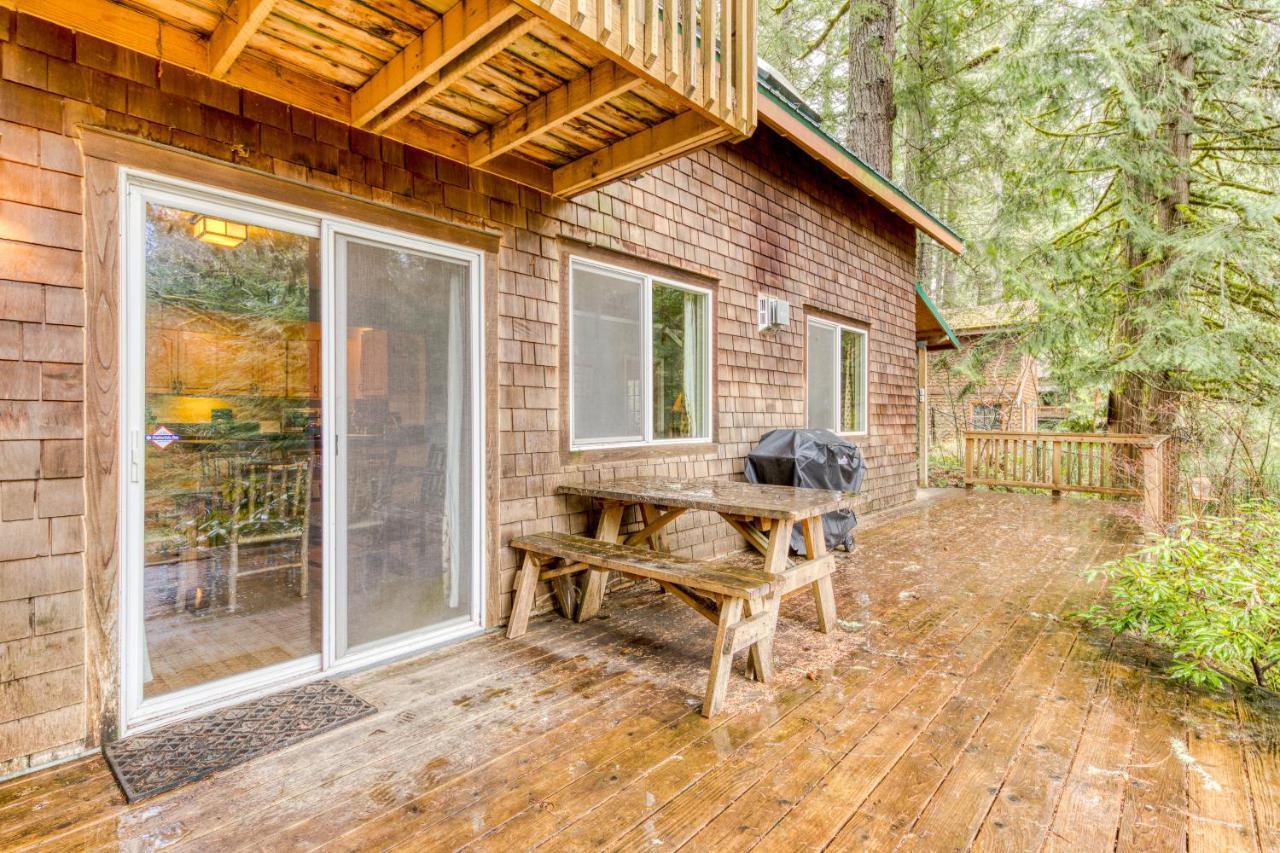 Roaring River Retreat Welches エクステリア 写真